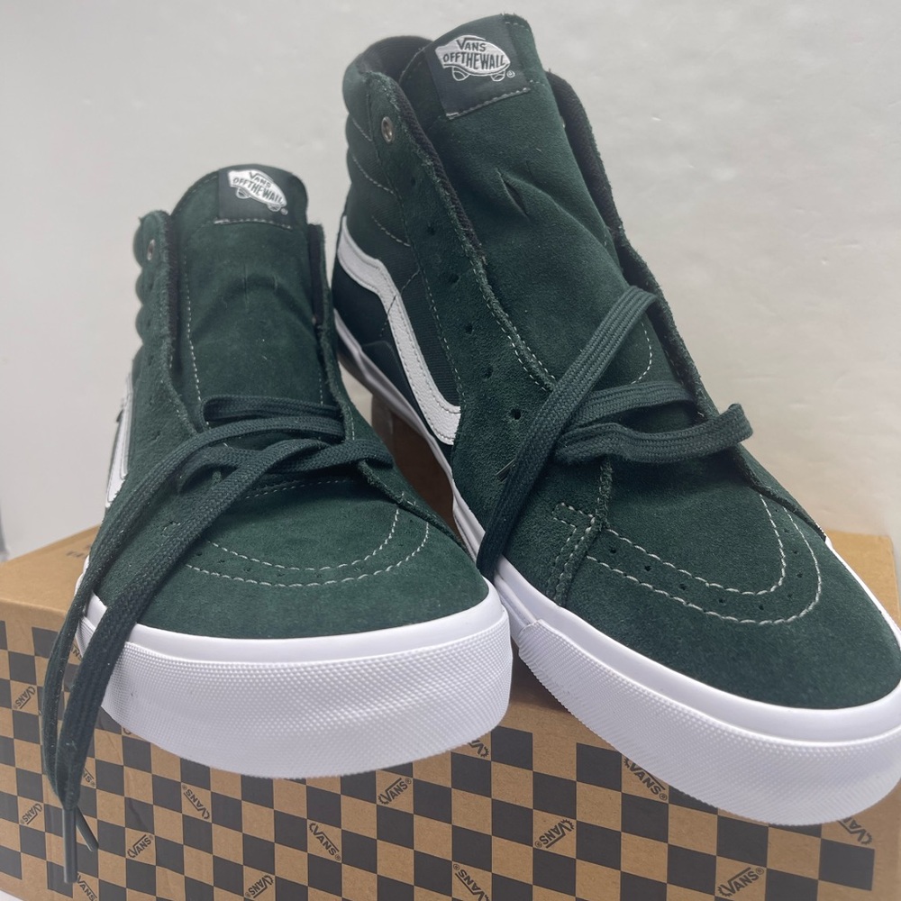 Men’s Men’s Vans Bmx Sk8-Hi
Dark Forest
VN000D3Q1CI Sneakers Maximum Cushioning - Picture 3 of 16